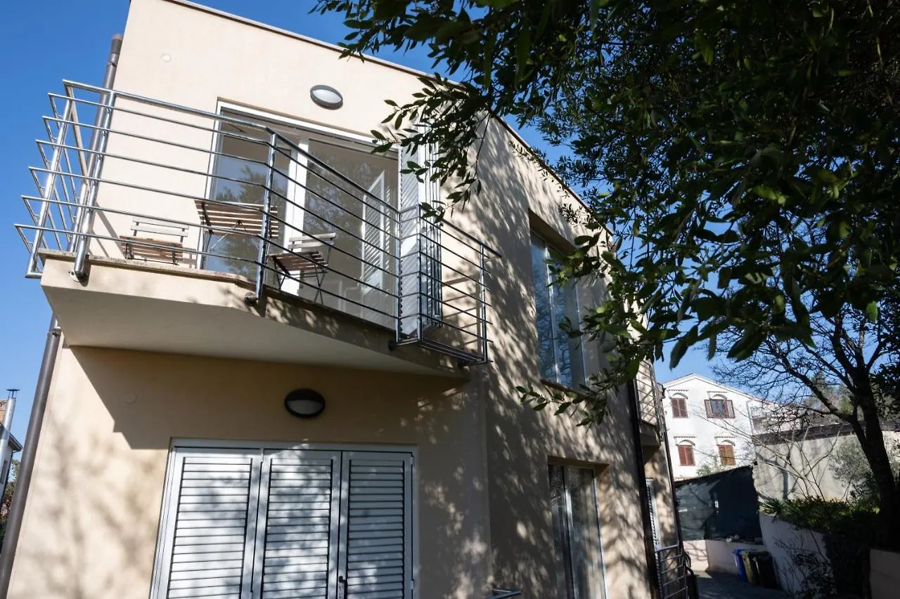 Apartment Davor 马林斯卡